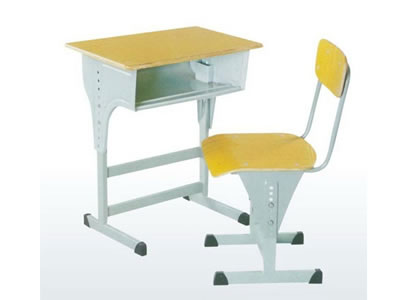 ����ֱ���n���Σ��S�ң�